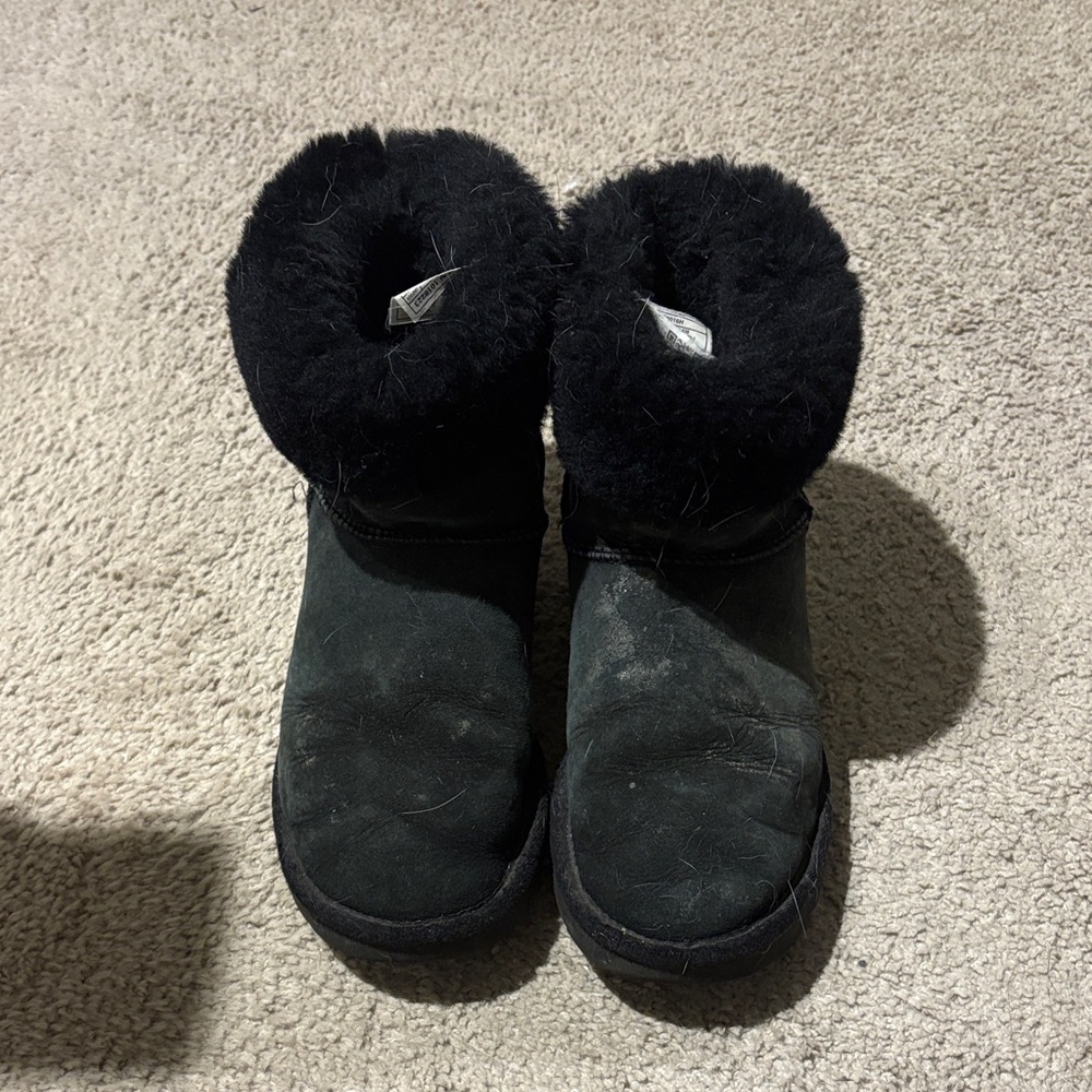 UGG Black Winter Boots - Picture 1 of 4